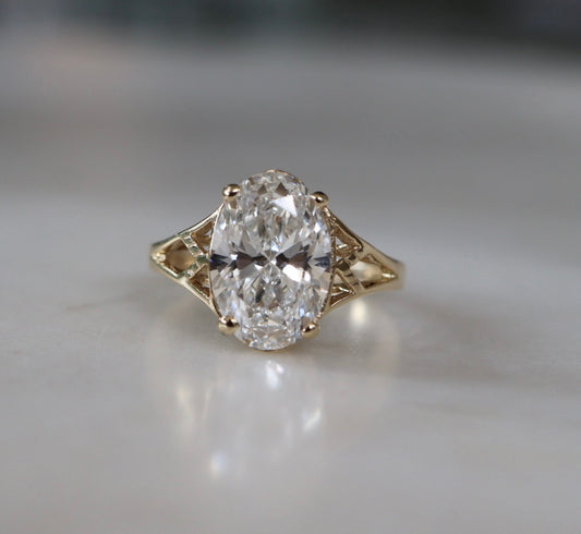 Vallora - 3.5ct Oval Diamond Cathedral Style Solitaire Yellow Gold