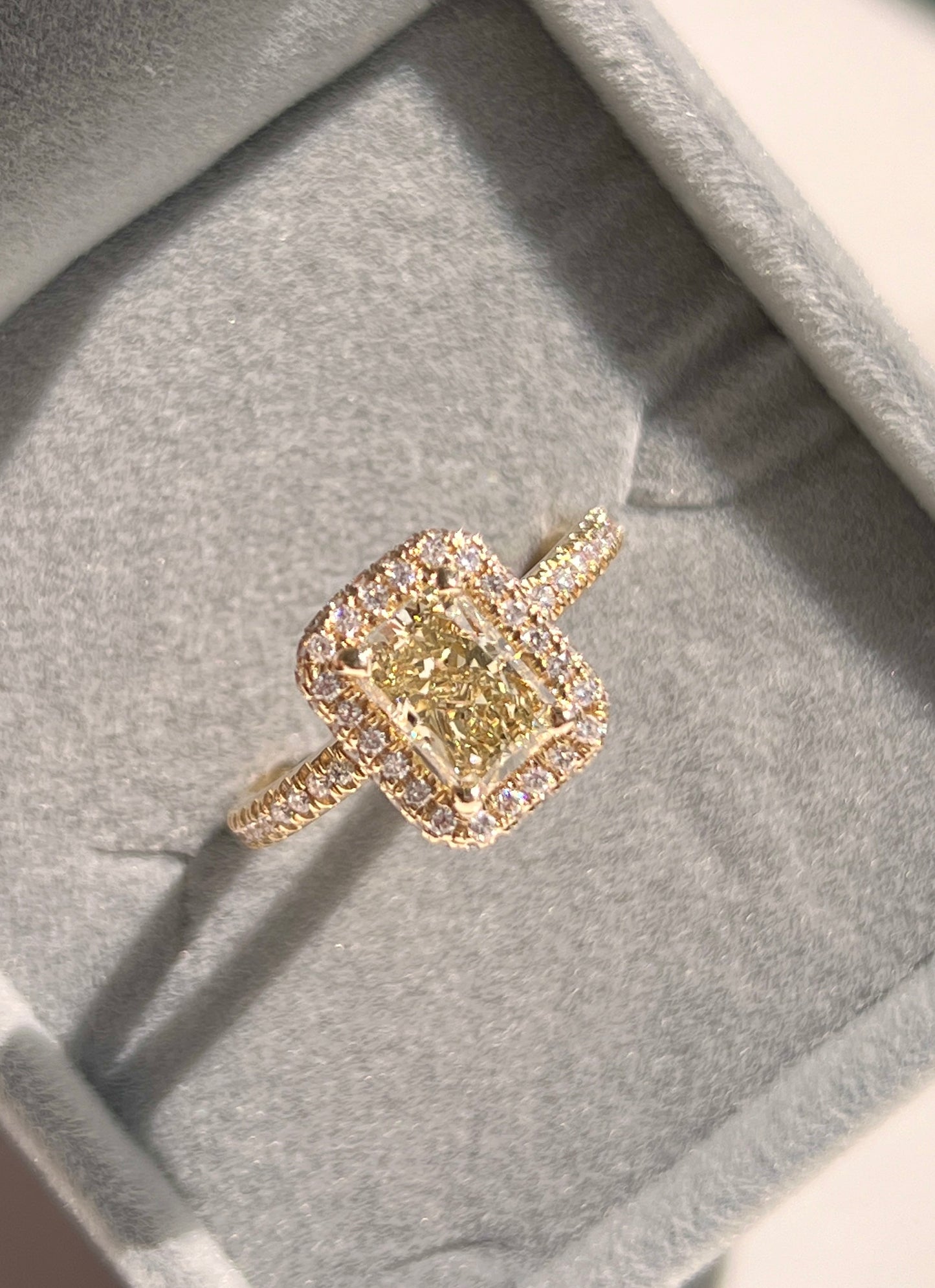 2ct Yellow Radiant Cut Diamond Ring
