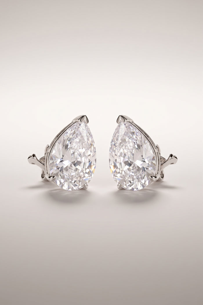 Starlet | Tilted 10ct Pear Studs