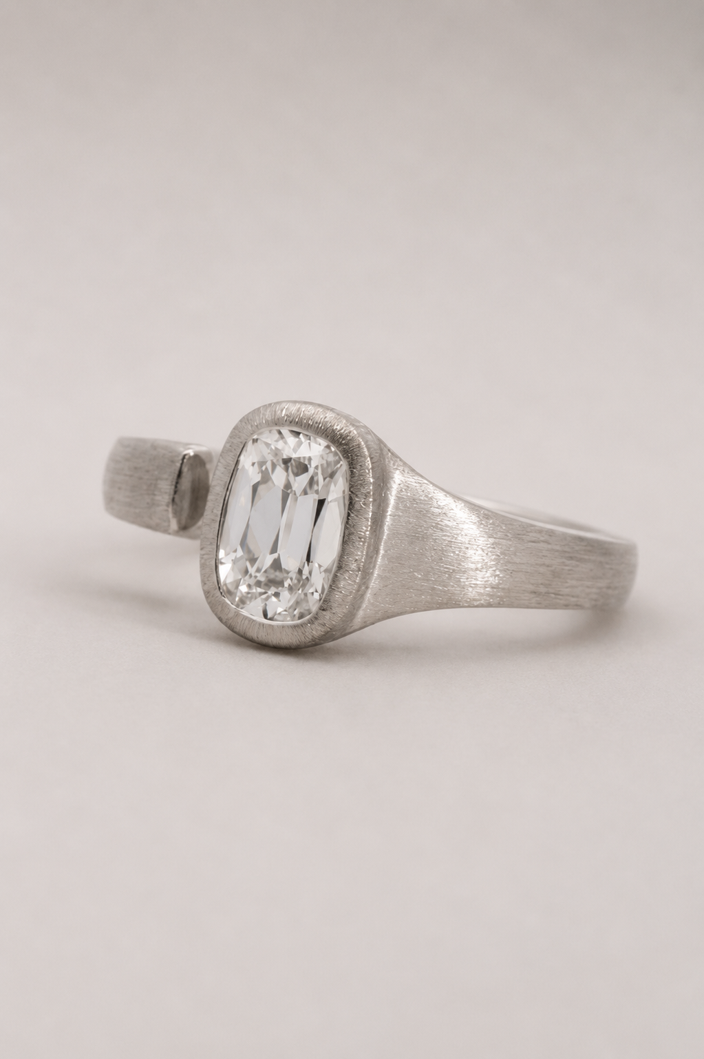 Silo | 1ct Elongated Old European Cut Diamond Spilt Band Ring