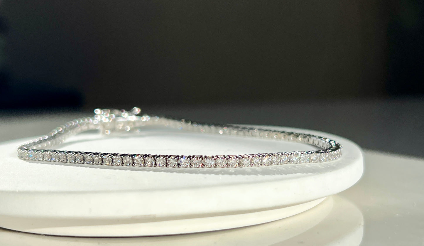 2ctw White Gold Diamond Tennis Bracelet