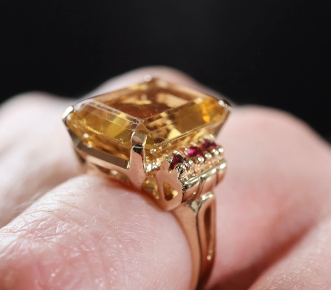 Vintage Natural Citrine & Ruby Yellow Gold Cocktail Ring