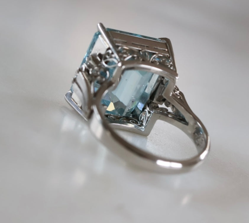 Natural Aquamarine & Diamond Platinum Ring