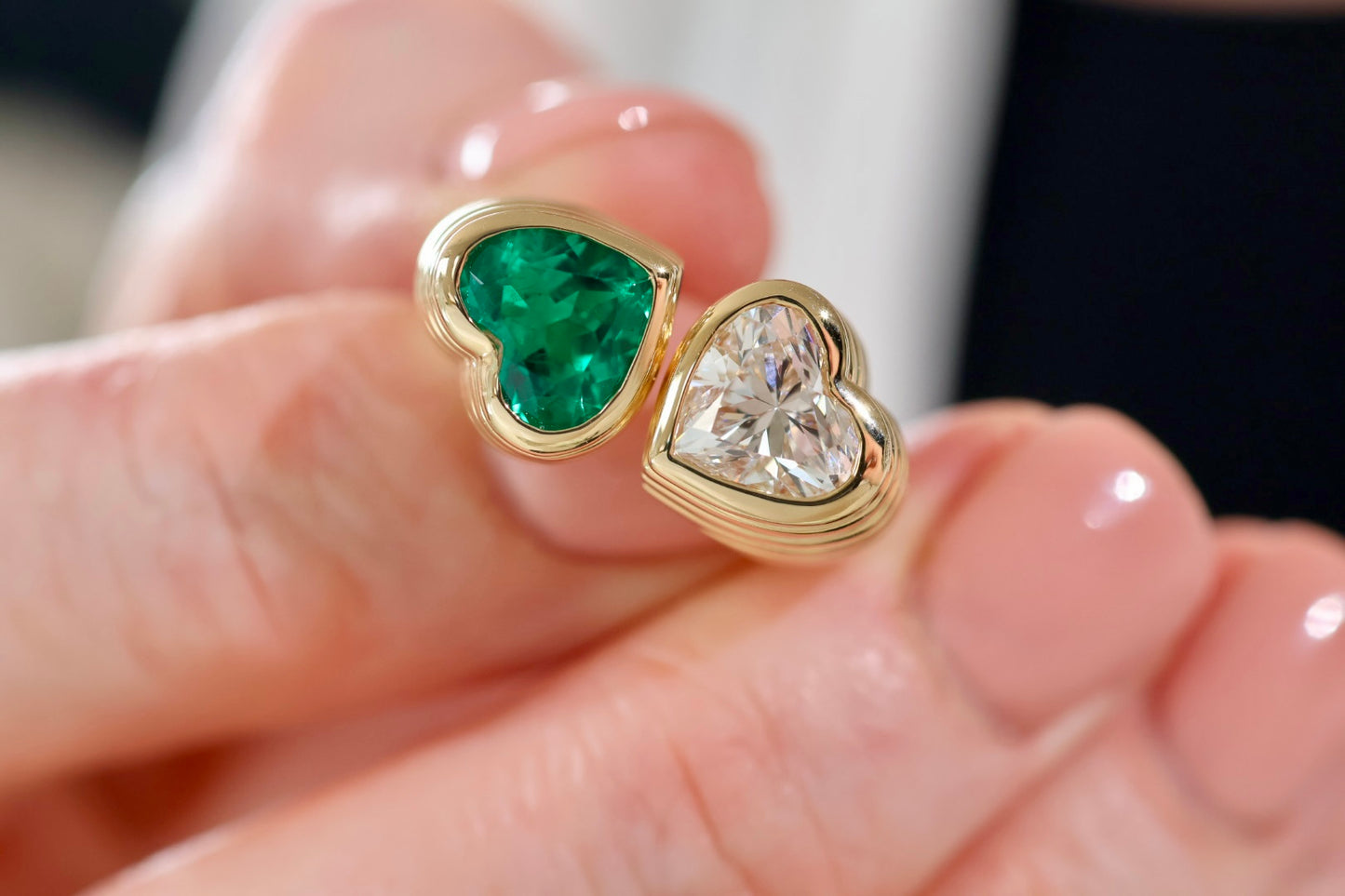 3ct Queen Of Hearts Yellow Gold Ring - Emerald