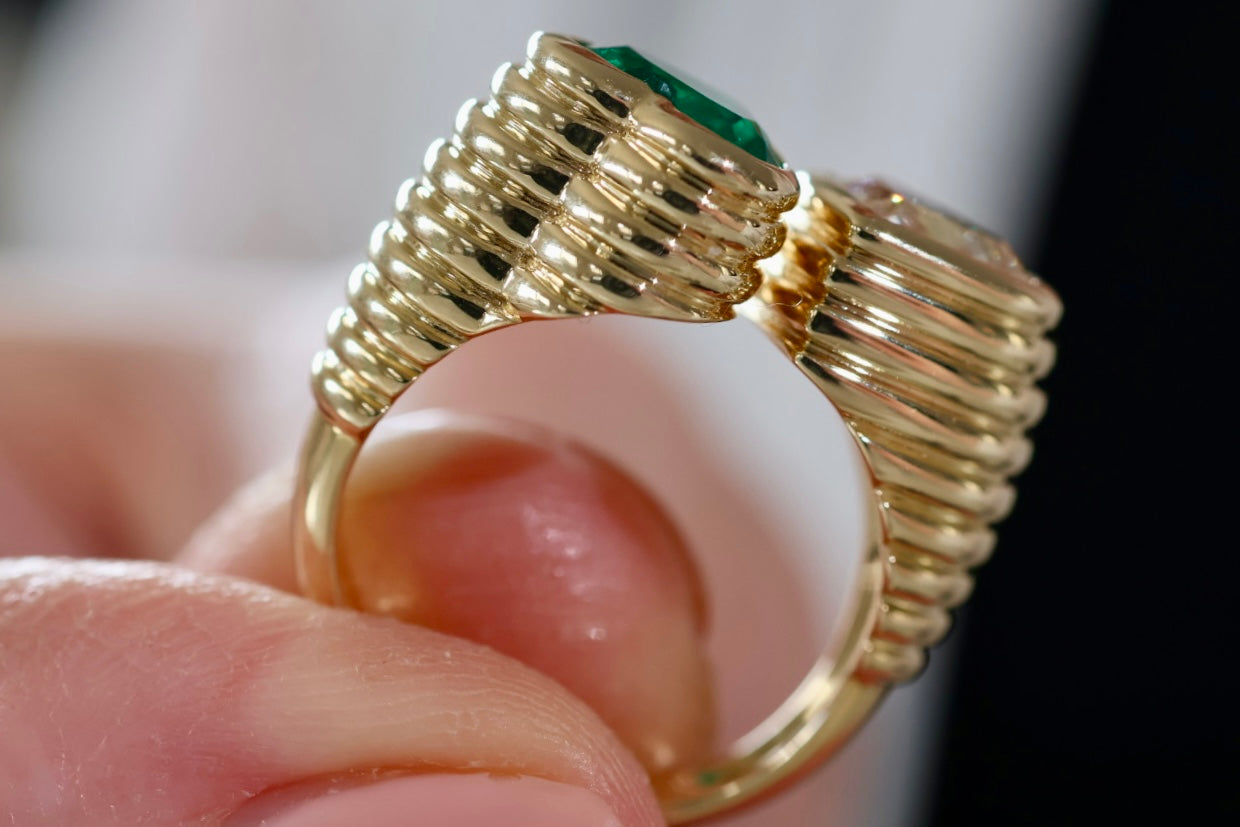 3ct Queen Of Hearts Yellow Gold Ring - Emerald