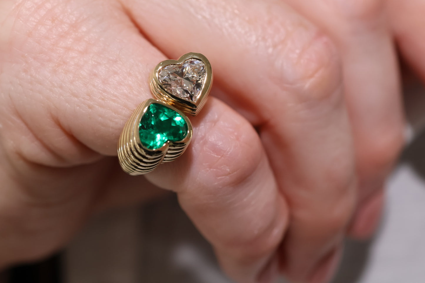 3ct Queen Of Hearts Yellow Gold Ring - Emerald