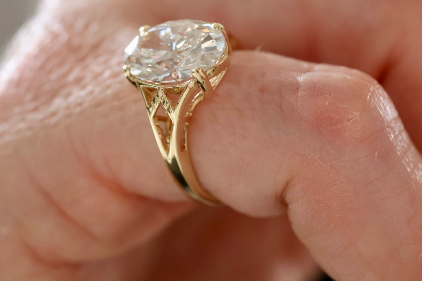 Vallora - 3.5ct Oval Diamond Cathedral Style Solitaire Yellow Gold