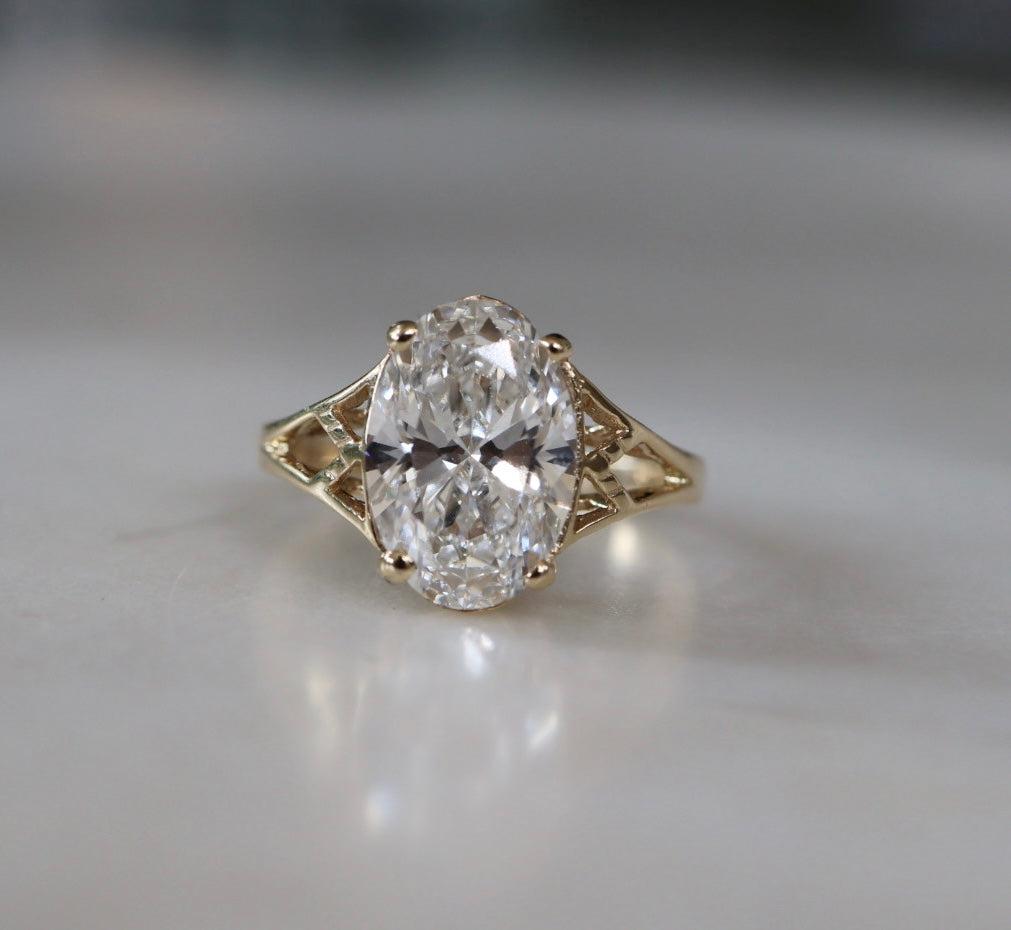 Vallora - 3.5ct Oval Diamond Cathedral Style Solitaire Yellow Gold