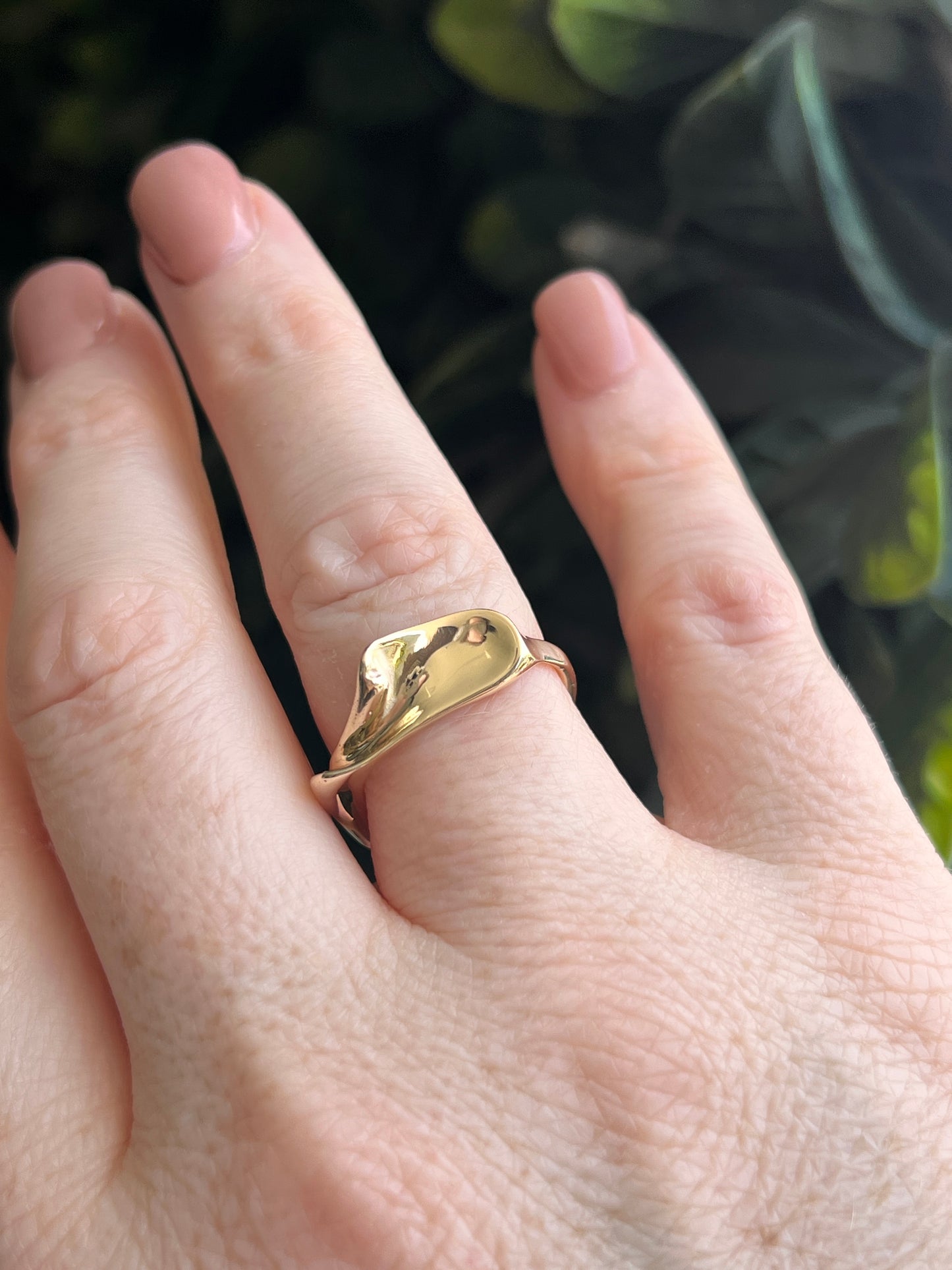 Báyou - Organic Style Yellow Gold Ring