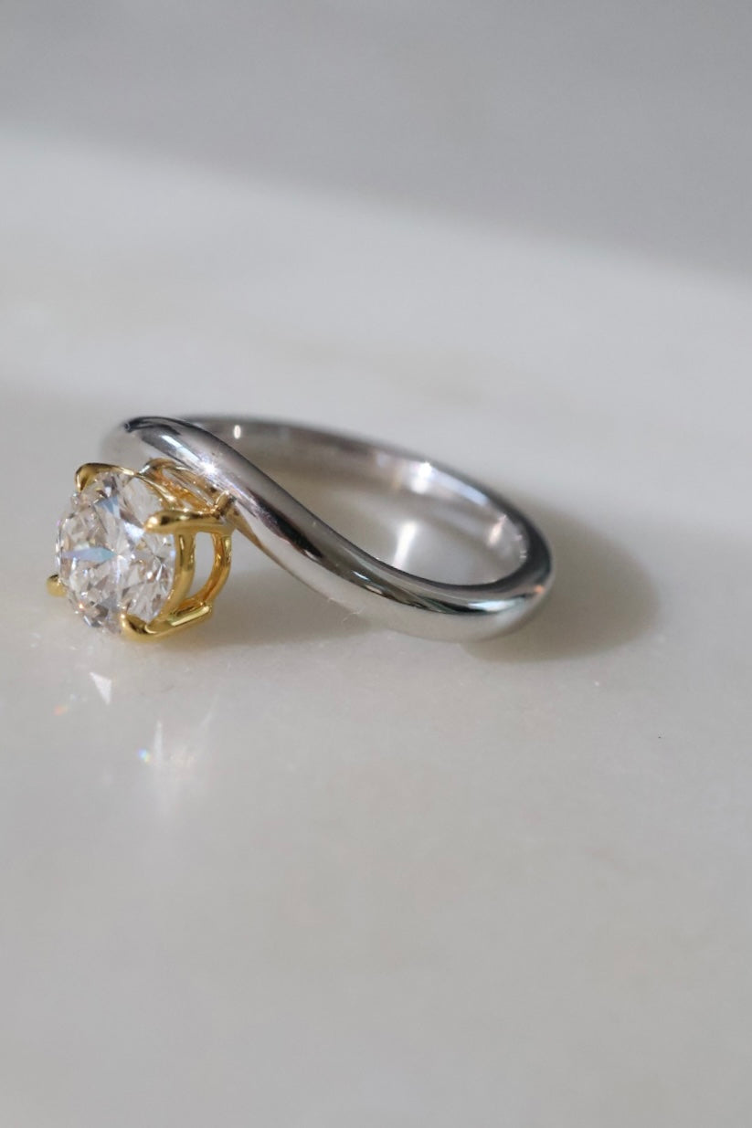 Marius - 1ct Round Diamond Silver & Gold Ring