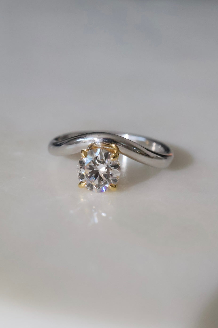 Marius - 1ct Round Diamond Silver & Gold Ring