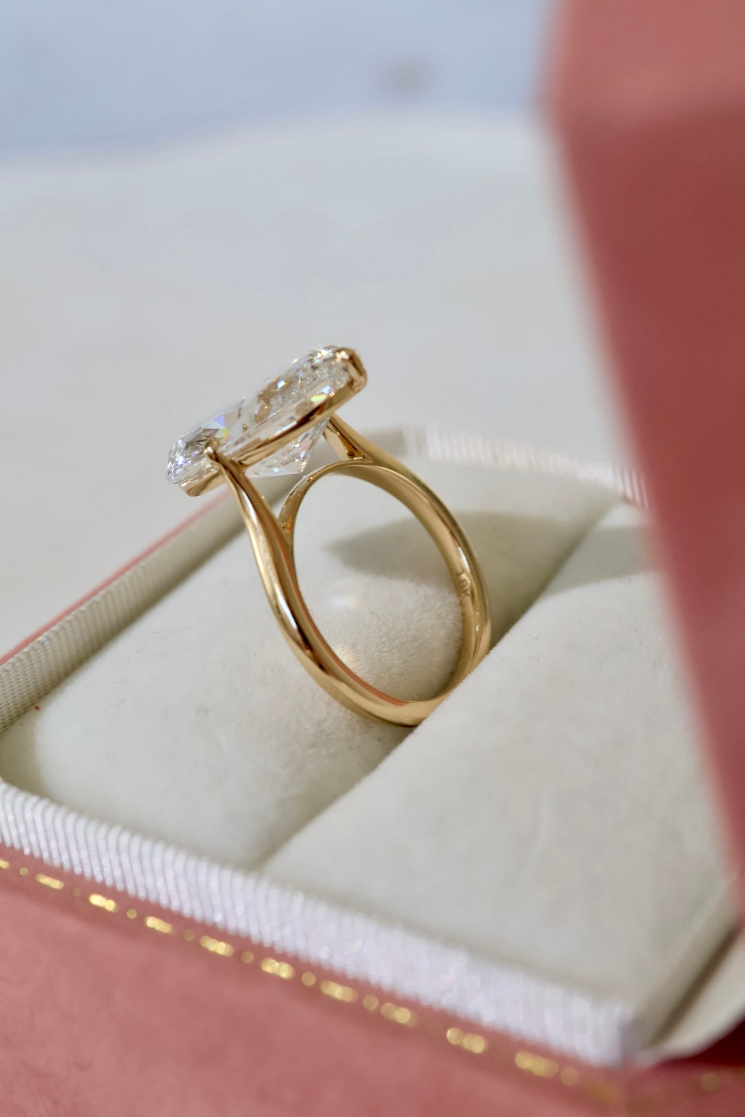 Stella - 7ct Elongated Oval Ring