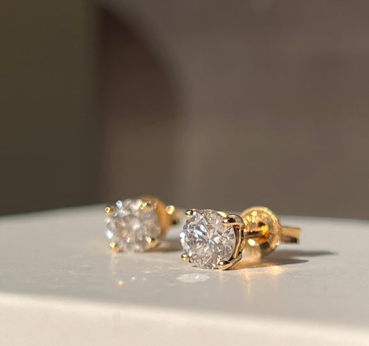 Natural Diamond Studs 18ct Yellow Gold