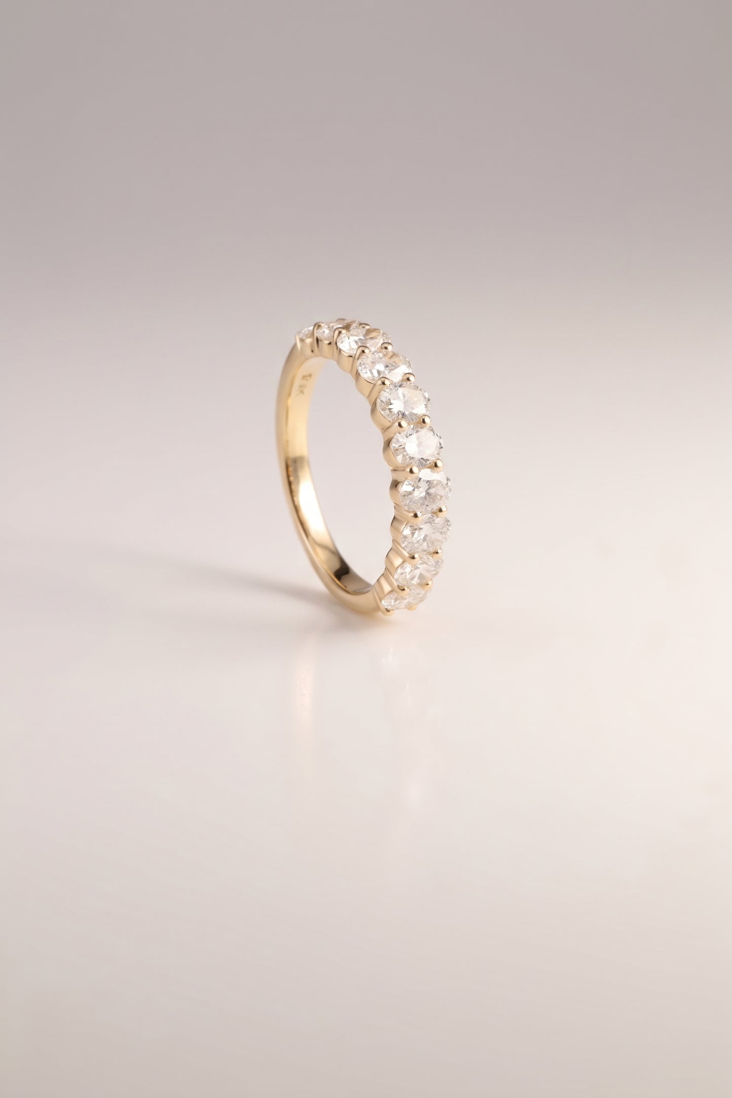 Tresor | 1.6ct Diamond Oval Half Eternity Band