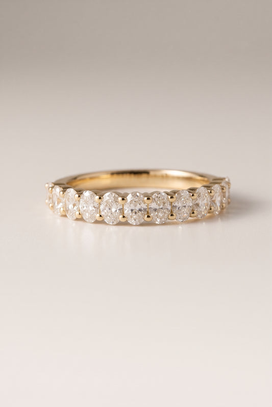 Tresor | 1.2ct Diamond Oval Half Eternity Band