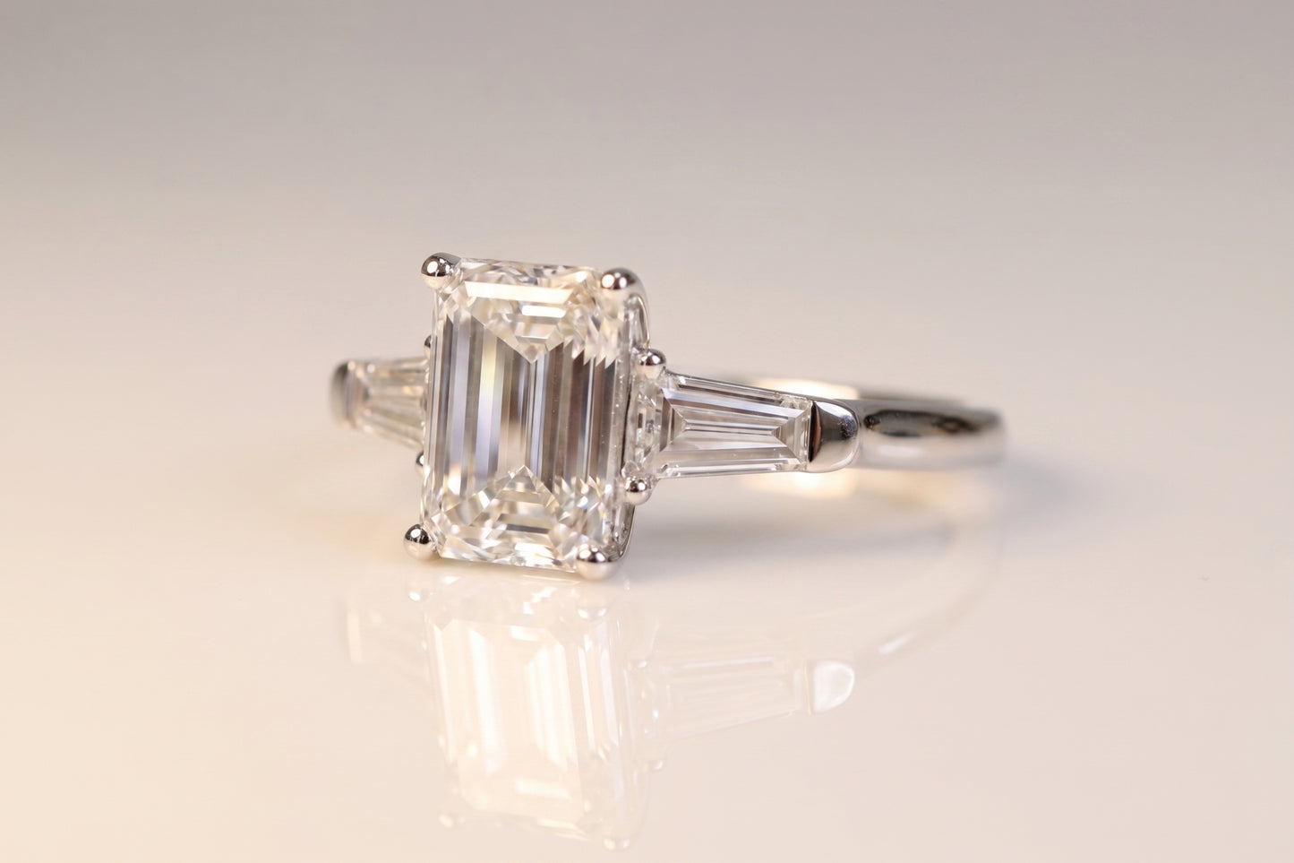 Zara | 2.5ct Emerald cut Diamond Trilogy Ring