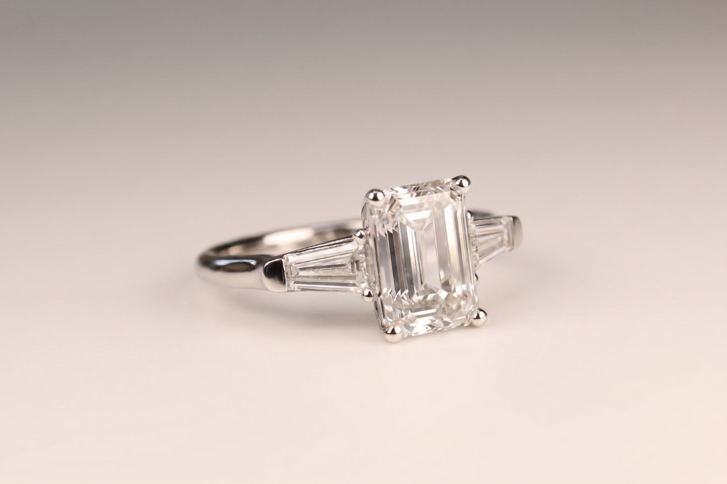 Zara | 2.5ct Emerald cut Diamond Trilogy Ring